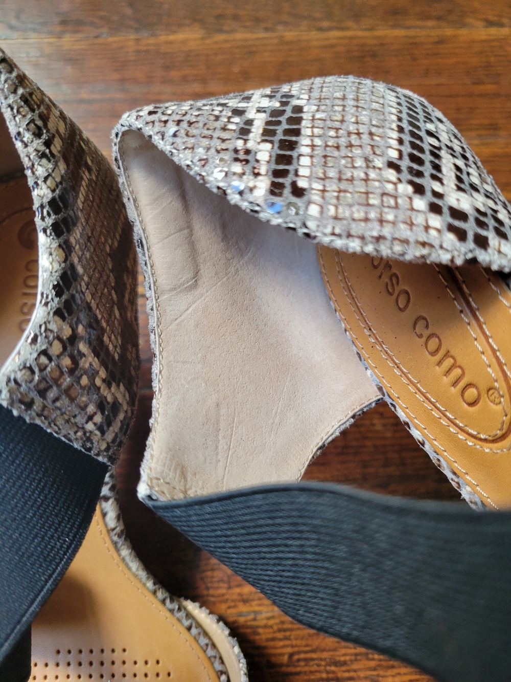 Corso Como Denice Pumps Snake Print Leather Point Toe Elastic Strap Size 5 1/2M - Picture 11 of 15
